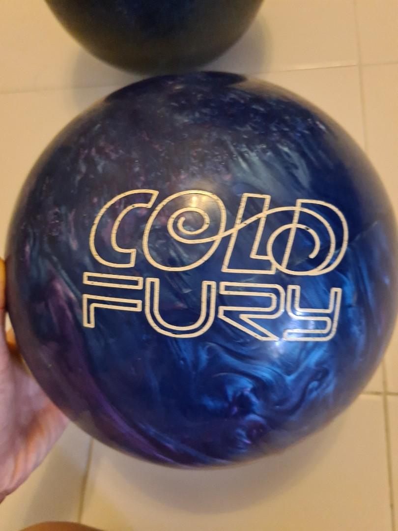 Limited Edition Brunswick Cold Fury Bowling Ball 13lbs, Sports