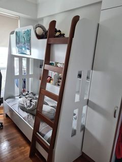 (Category: ) located in . Submitted by gcrlaace (Listing ID 1053824680, Image 1). Description: .