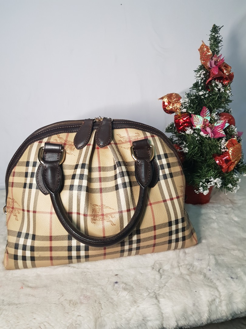 Burberry Alma design with Etiketa, Luxury, Bags & Wallets on Carousell