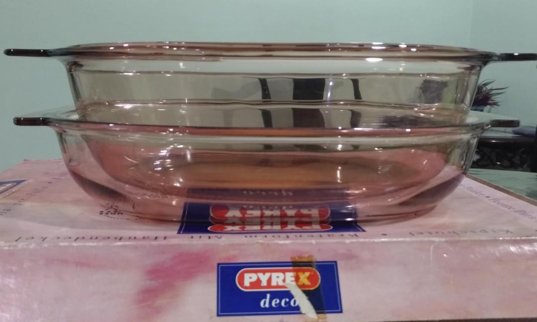 Classic Pyrex 2.1 liter Roast Chicken Microwaveable Deco Caserole Dish