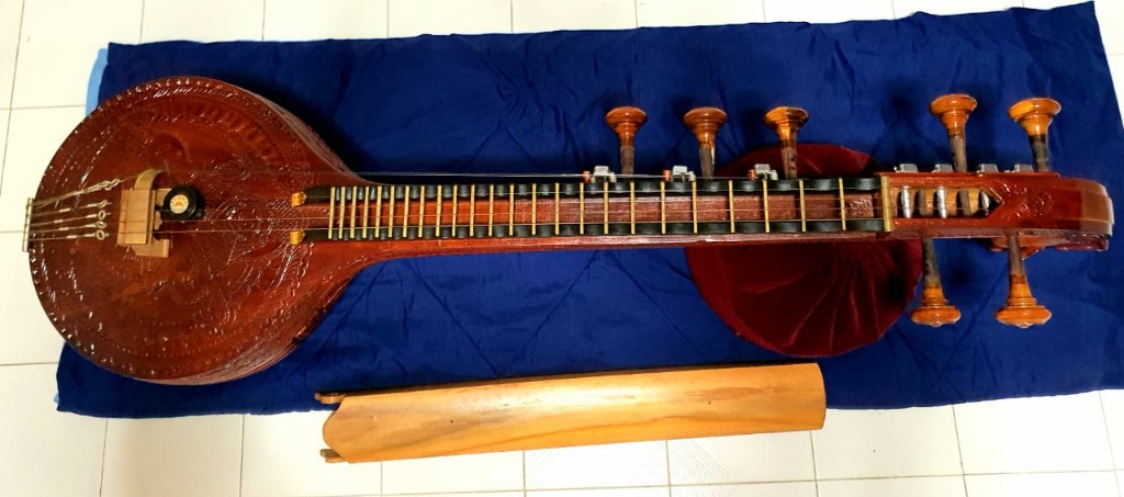 Ekantha veena sale
