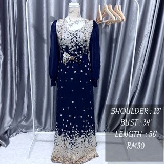 (Category: ) located in . Submitted by queen.wardrobe (Listing ID 1053878098, Image 1). Description: .