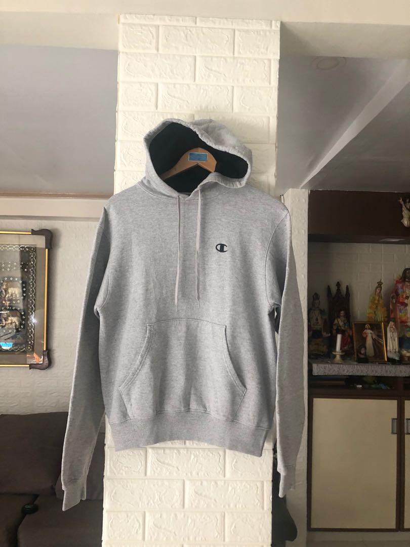 FS: Champion Small C Hoodie Jacket 