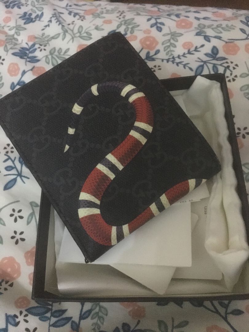 gucci supreme snake wallet