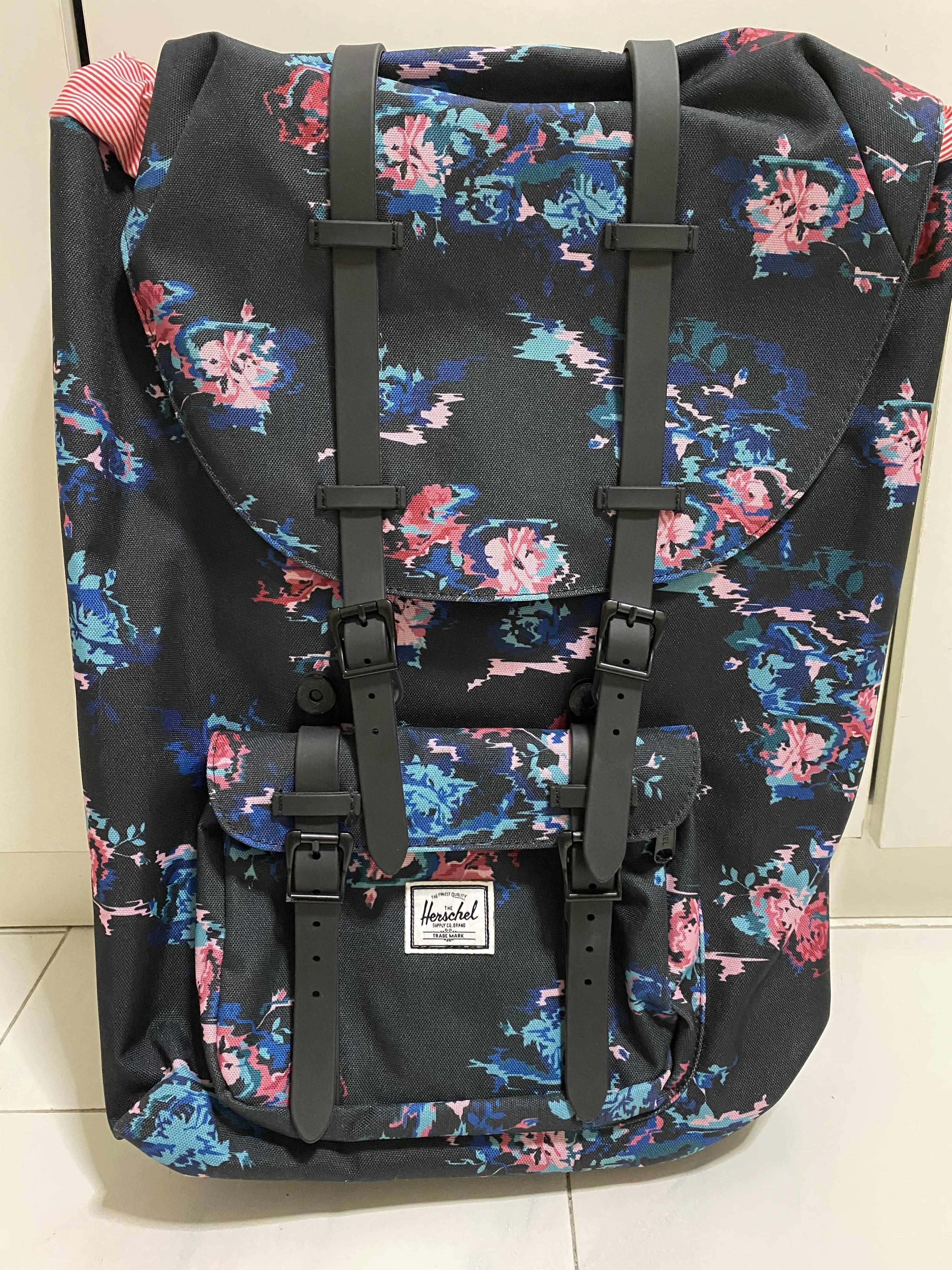 Herschel shop bag designs