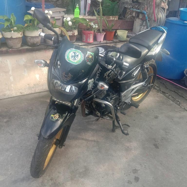 kawasaki rouser 200cc