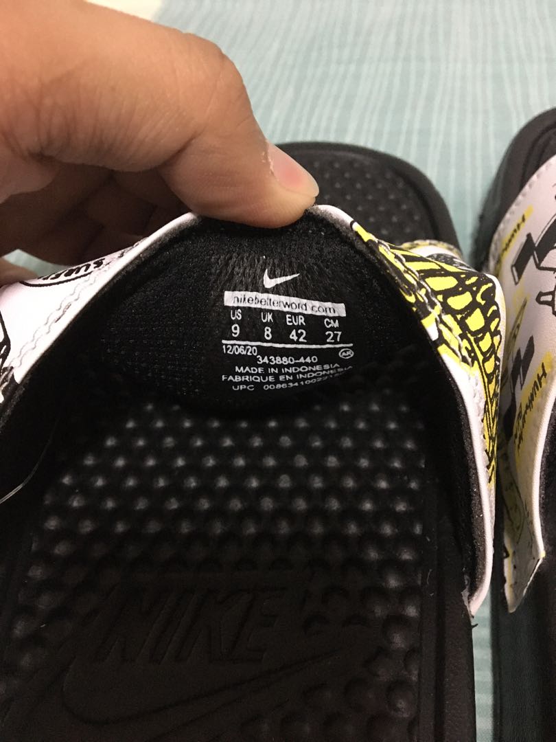 what are nike slides made of
