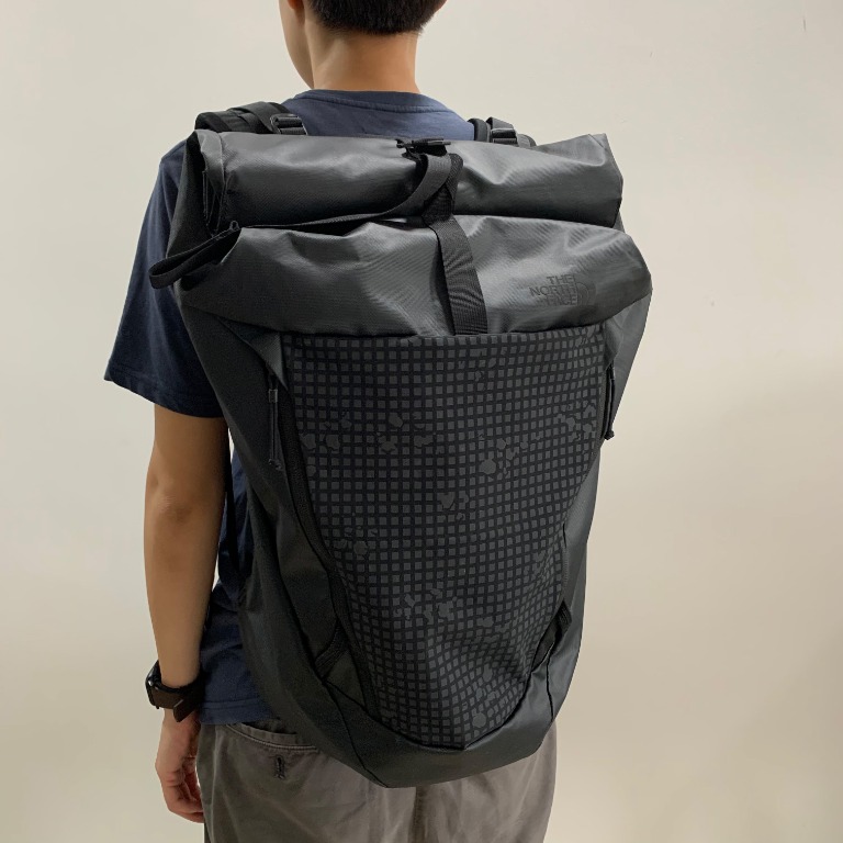 North face hot sale gnomad backpack
