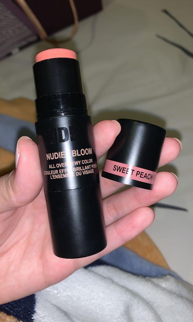 NUDESTIX BLUSH (Category: Makeup) located in Quezon City. Submitted by xlgkx (Listing ID 1053872293, Image 2). Description: Used twice Shade: Sweet Peach Peony Original Price: 2,100 Very fresh looking Dewy finish Not cakey .