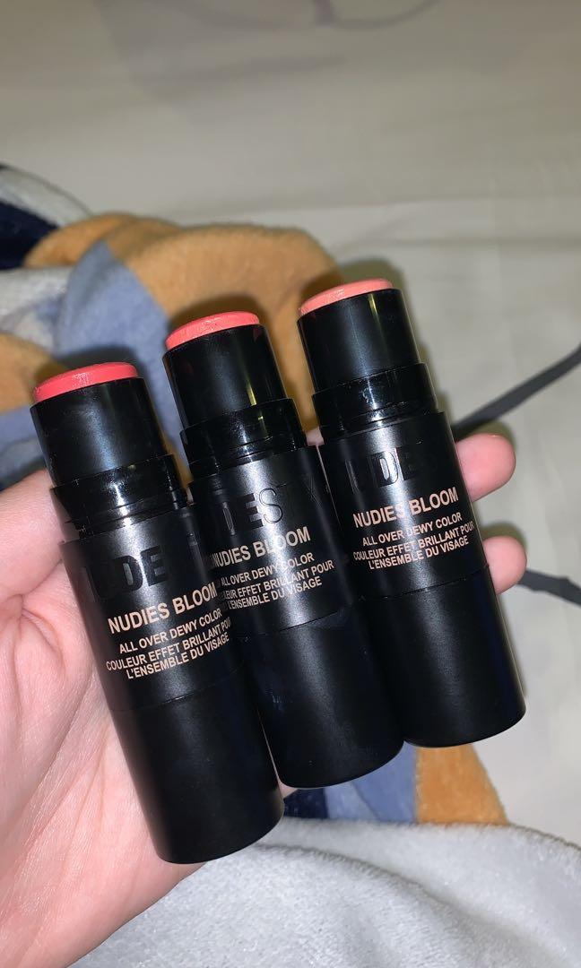 NUDESTIX BLUSH TRIO (Category: Makeup) located in Quezon City. Submitted by xlgkx (Listing ID 1053873422, Image 2). Description: Nudestix bundle All used thrice at most Shades: Poppy Girl, Tiger Lily Queen, Sweet Peach Peony All gives a fresh dewy look Can be purchased individually or by pair .