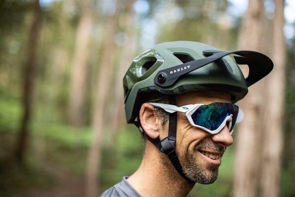 Oakley drt5 on sale helmet parts