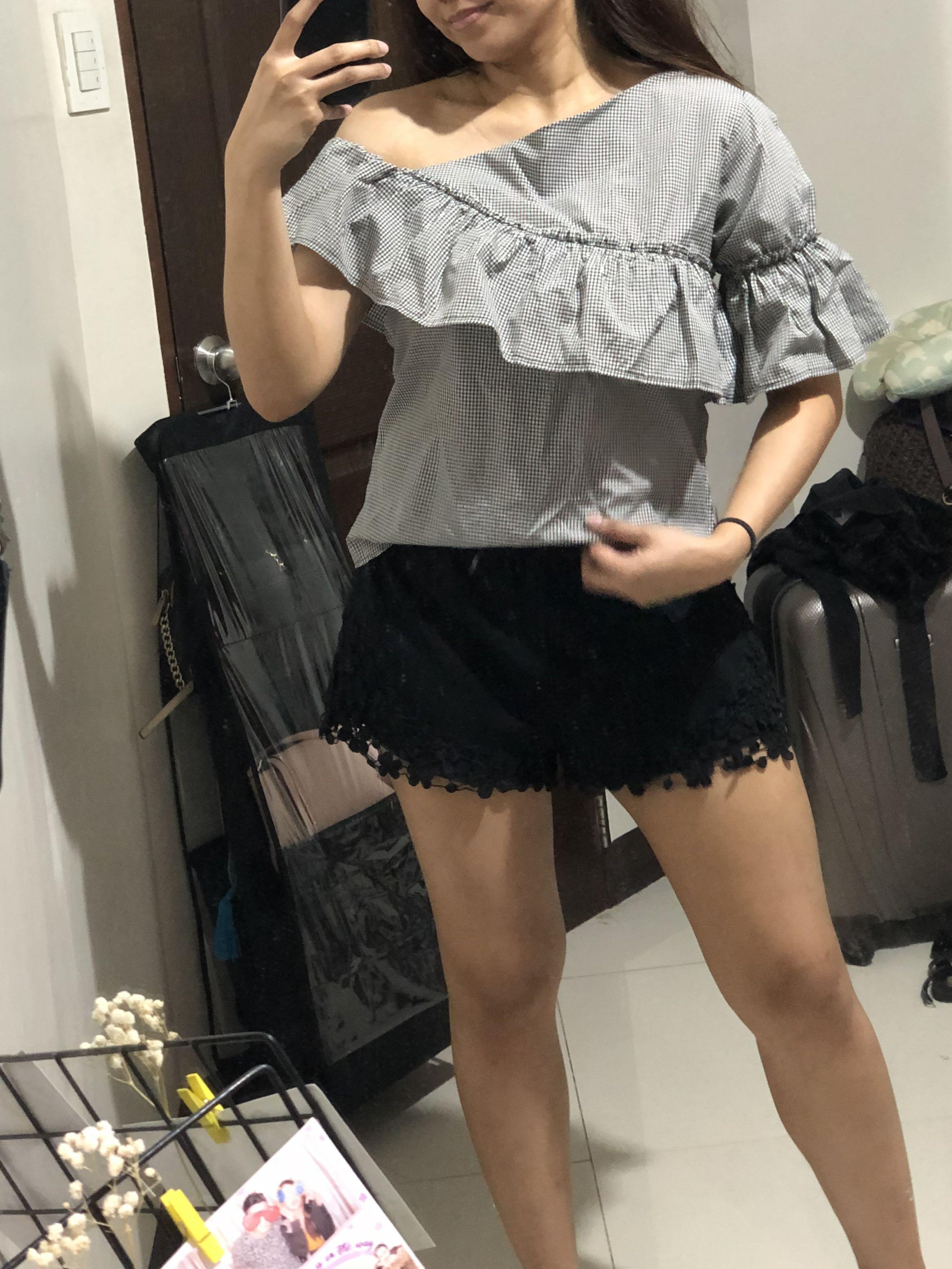 One shoulder gray top with unique style (Category: Sleeveless) located in Paranaque City. Submitted by msdeclutterph (Listing ID 1053975411, Image 3). Description: - Used once only - Perfect to “Tita” gatherings .