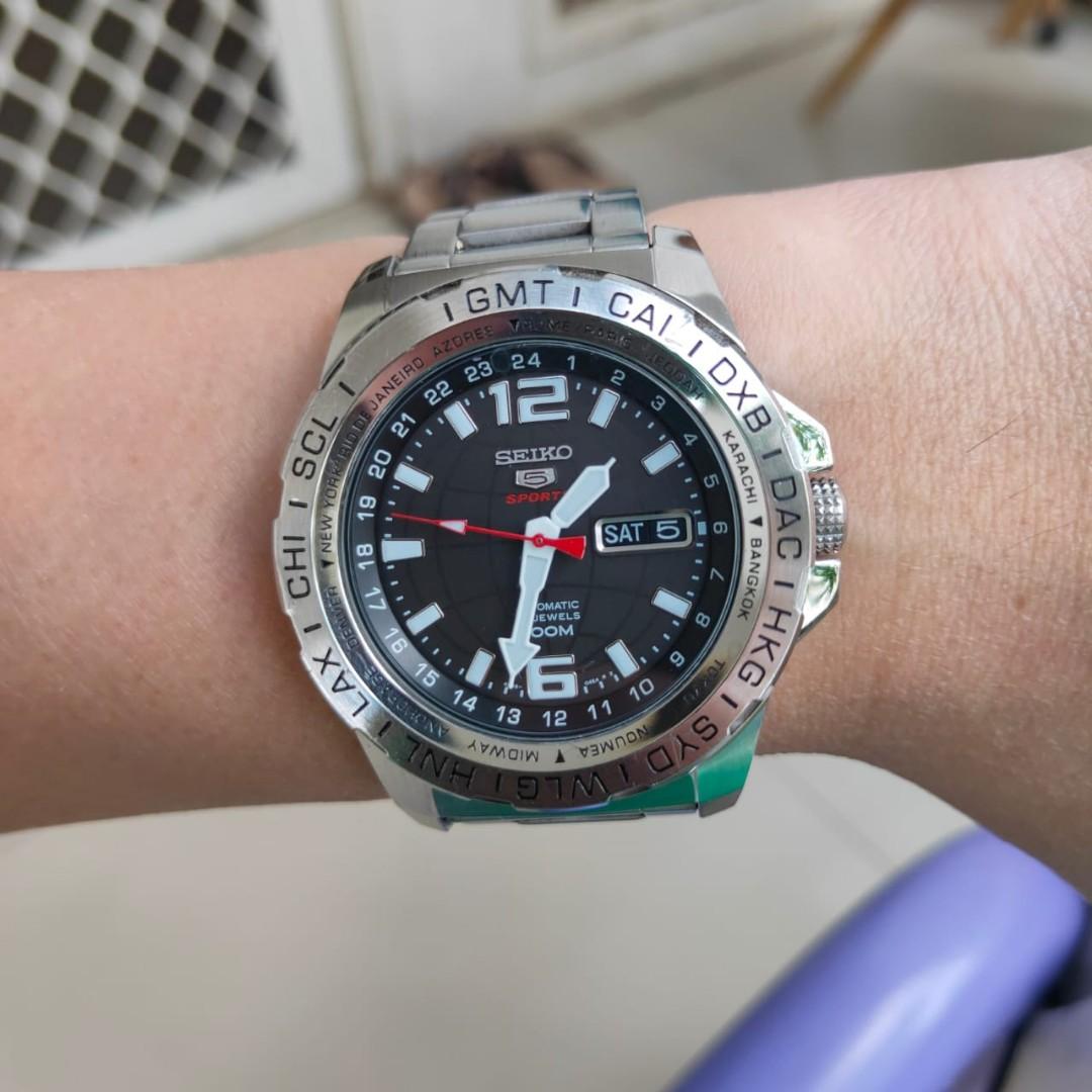 Seiko srp683k1 top