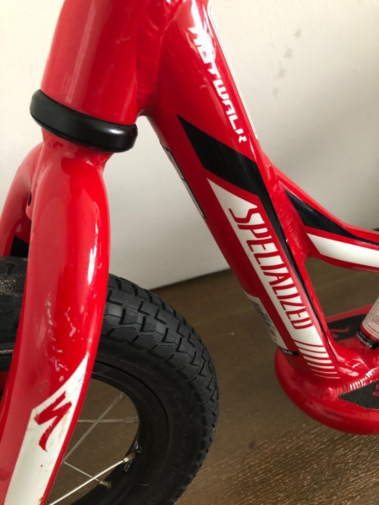 Specialized Hotwalk Balance Bike (1.5y 4y), Sports Equipment