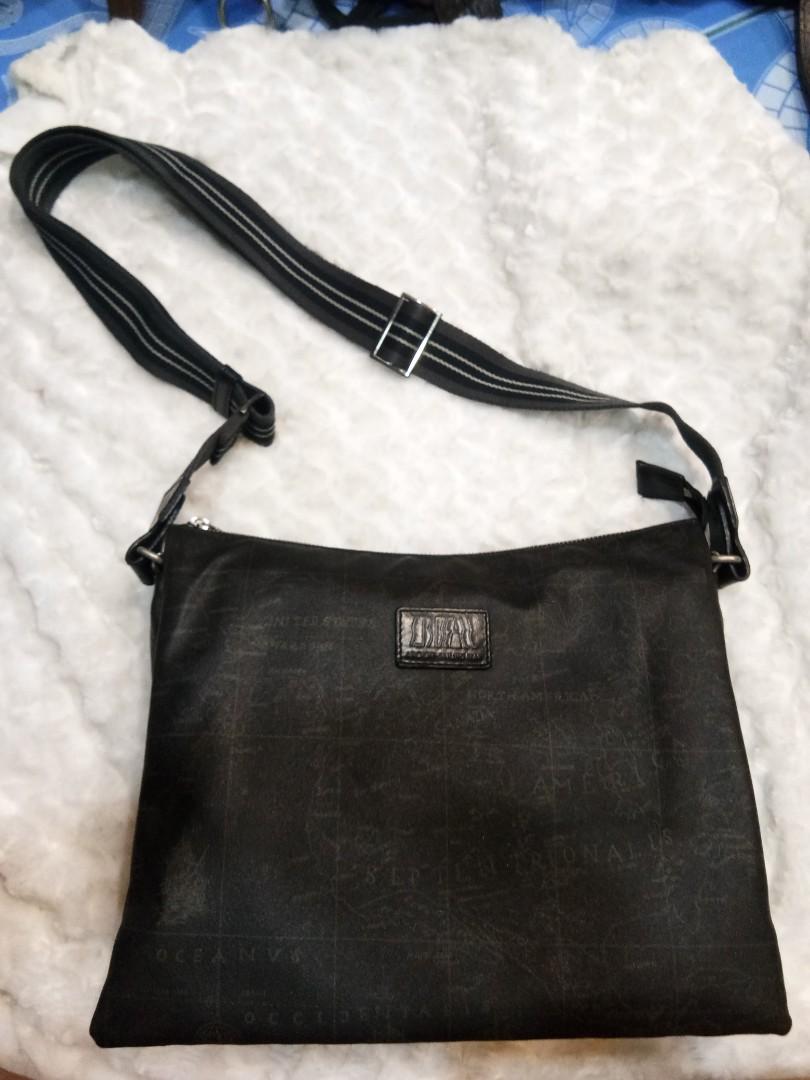 Buy OsaiZ Brown Textured Shoulder Bag - Handbags for Women 1501019 | Myntra
