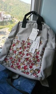 （分類：）位於 。 由 maalison98 提交（商品編號 1053822807，圖片 1）。簡介： 。