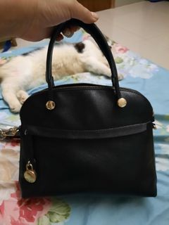 (Kategori: ) berada di . Dikirim oleh shoppaholicaddicted (ID iklan 1053916345, Gambar 1). Deskripsi: .