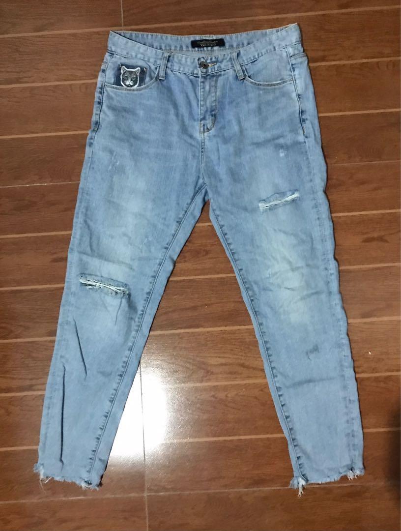 Tattered pants design clearance