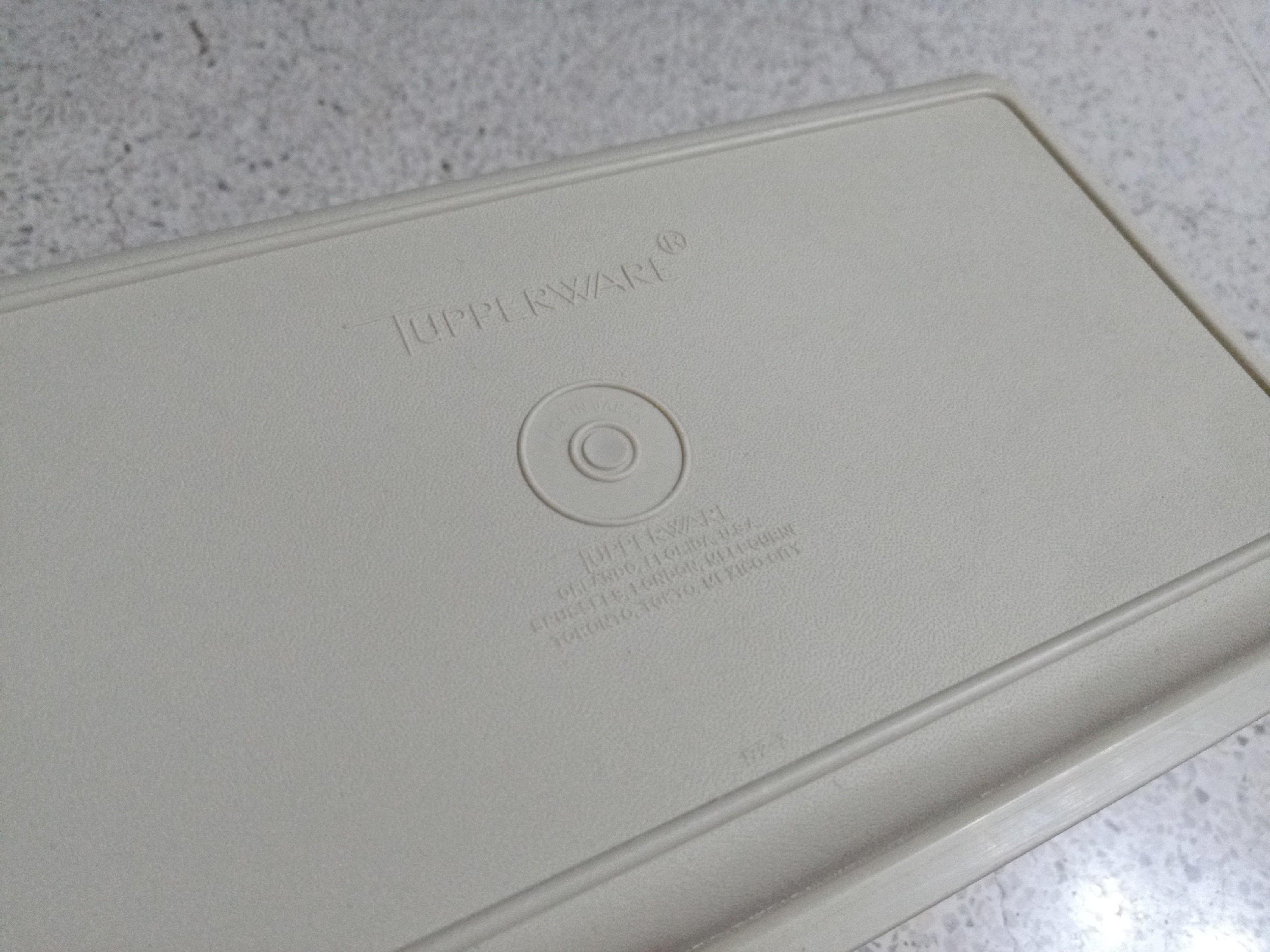 Vintage Tupperware bread box and round containers, Furniture & Home