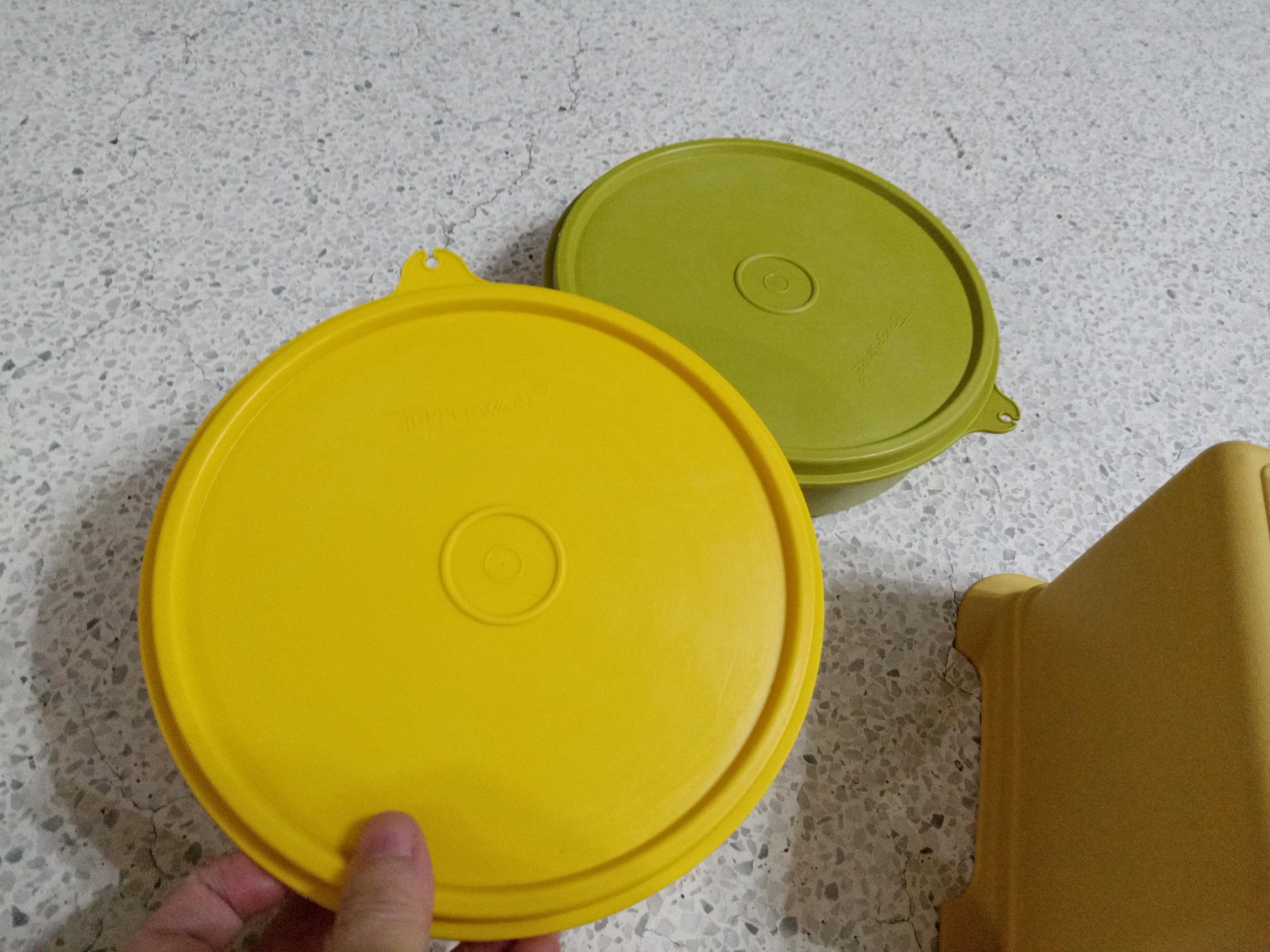 Vintage Tupperware bread box, Tupperware storage container, yellow bread  container 1980s design