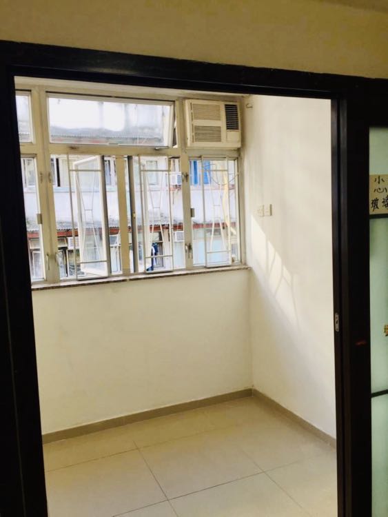 No commission Jordan Sham Shui Po Large number of renovated studio apartments 1 bedroom 1 living room Practical 200 square feet62863194195713111