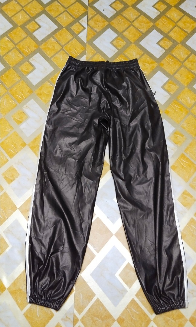 Trek bottom outlet