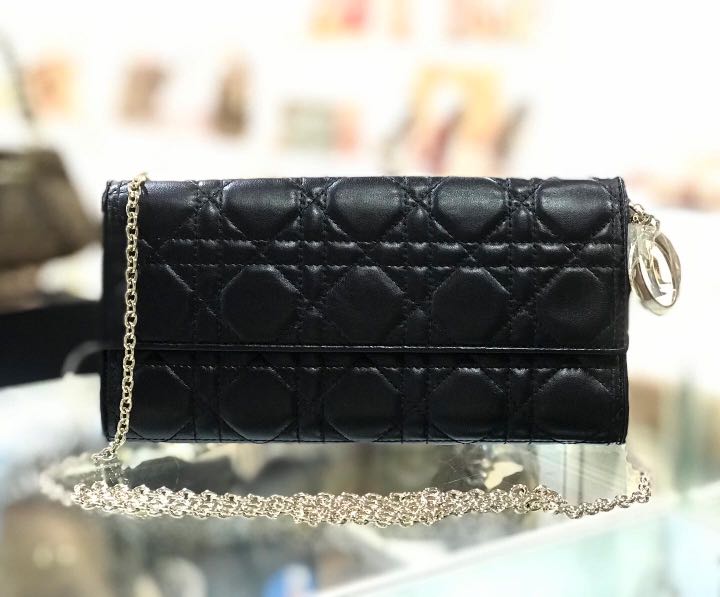 Dior wallet on hotsell chain price singapore