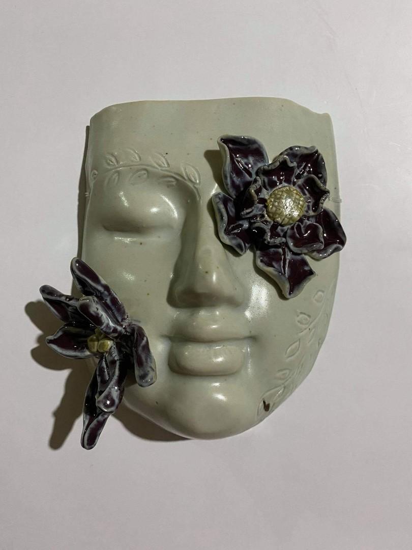 Face ceramic (Ugu Bigyan) (Category: Wall Decor) located in Paranaque City. Submitted by okay.sam (Listing ID 1054034242, Image 1). Description: Bought it last September 2020 RFS: decluttering and bawal magdrill sa bahay for display.