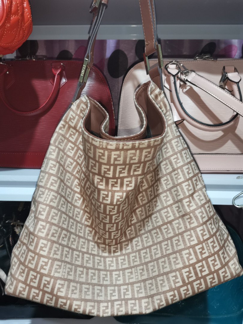 fendi hobo bags