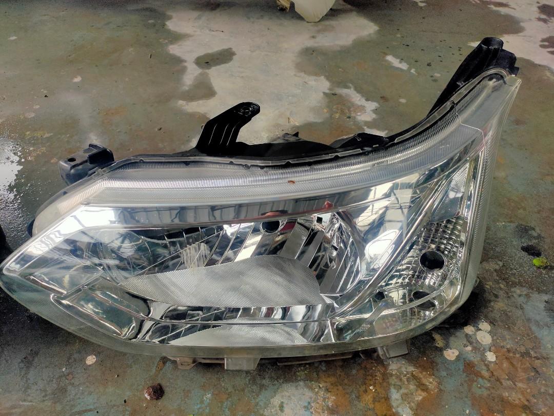 Headlamp Xenia Avanza 2016, Aksesoris Mobil di Carousell