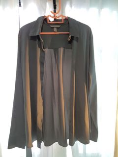 (Category: ) located in . Submitted by a-closet (Listing ID 1054103821, Image 1). Description: .