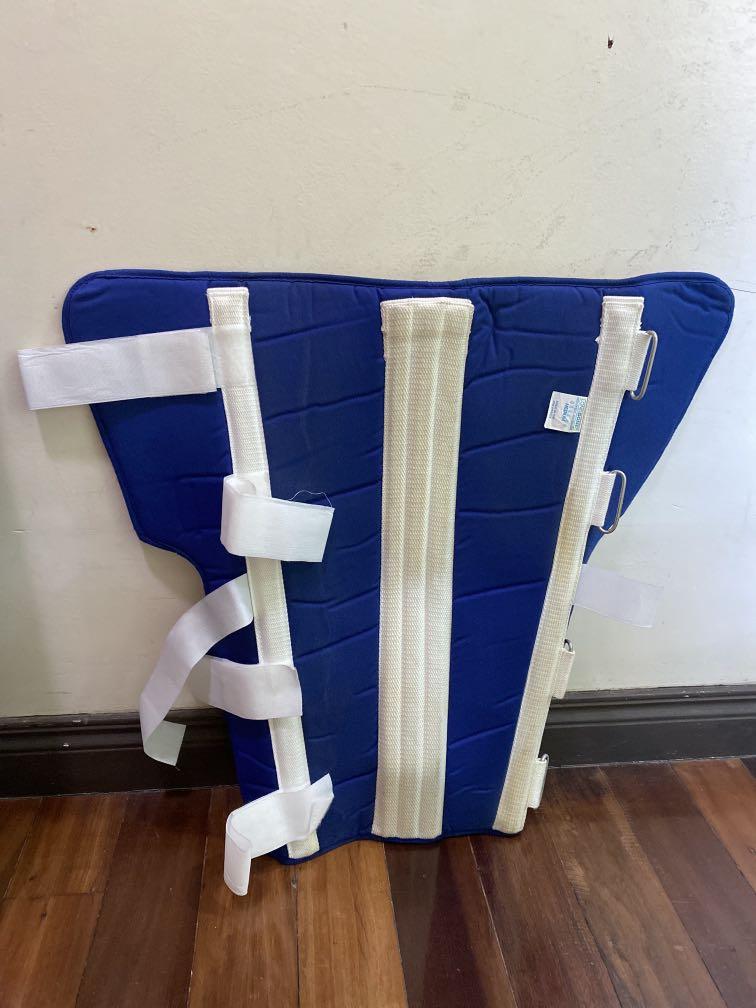 Longbone Knee immobilizer Medium (Category: Rehabilitative Devices) located in Valenzuela. Submitted by cletini (Listing ID 1053983544, Image 3). Description: Used only for 2 weeks only. Original. Got from St. LUKES Hospital. .