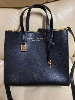（分類：）位於 。 由 zeno_85 提交（商品編號 1054077318，圖片 1）。簡介： 。