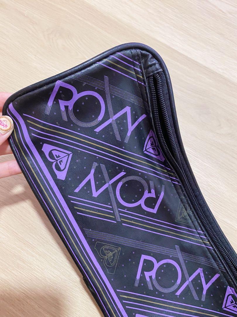 ROXY Case (Category: Stationery & School Supplies) located in Puchong. Submitted by stellawinks (Listing ID 1054084167, Image 2). Description: 100% original Roxy brand Can be pencil case as well. .