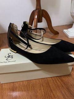 Something Borrowed Black Pointed Toe Ankle Strap Flats