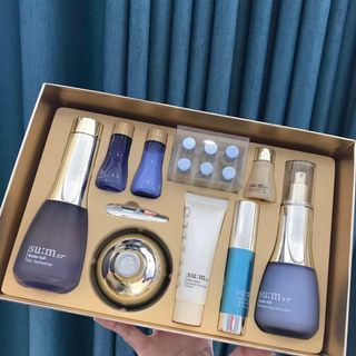 （分類：）位於 。 由 dressupmakeup 提交（商品編號 1054095636，圖片 1）。簡介： 。