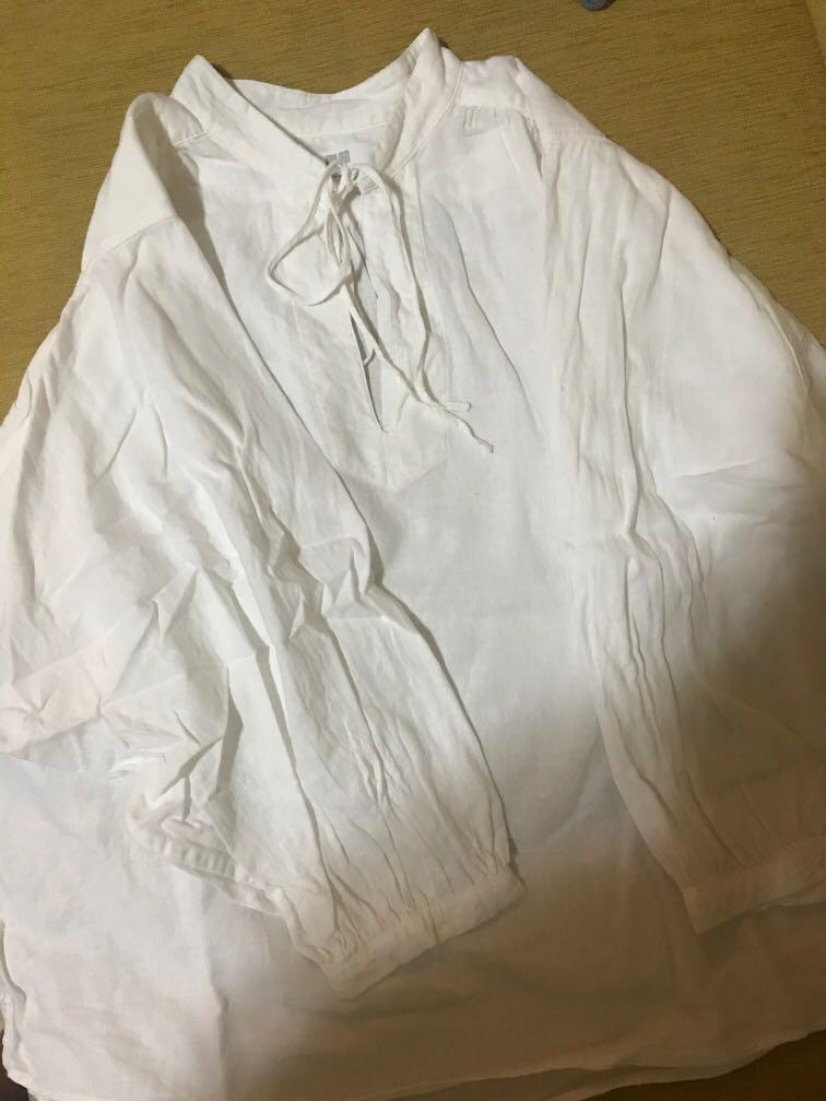 Uniqlo white blouse with puffed sleeves, Women's Fashion, Tops, Blouses ...