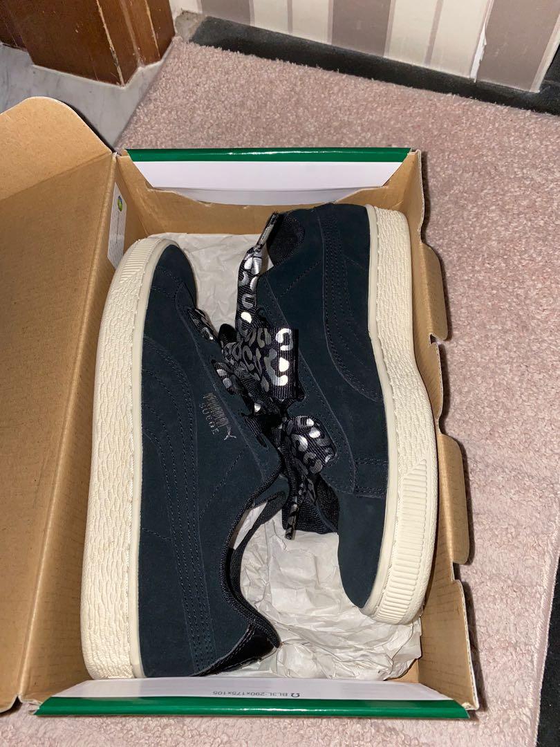 US5C Worn Once PUMA suede heart AthLuxe Junior Women s Fashion