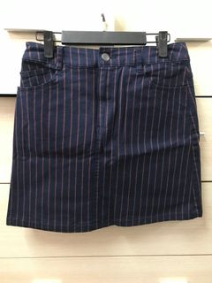（分類：）位於 。 由 dexterkoala 提交（商品編號 1054337705，圖片 1）。簡介： 。