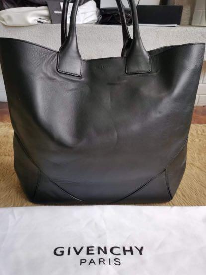 givenchy easy tote