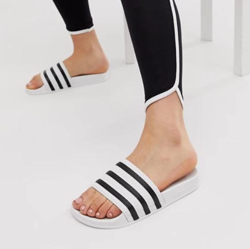 Adidas best sale adilette outlet