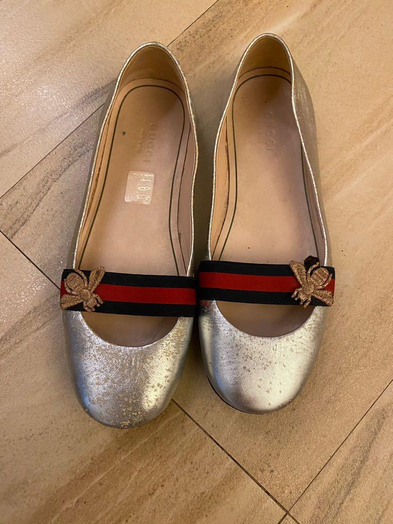 AUTHENTIC Gucci Women s Bee Silver Flats Size 37