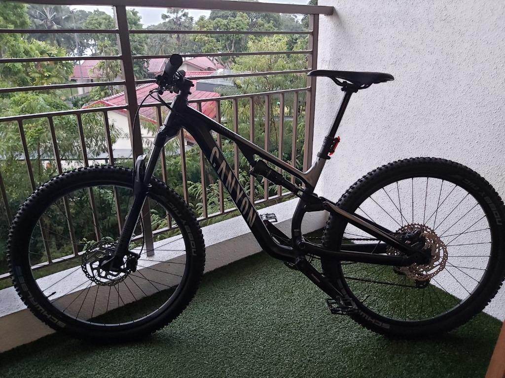 Canyon neuron s top