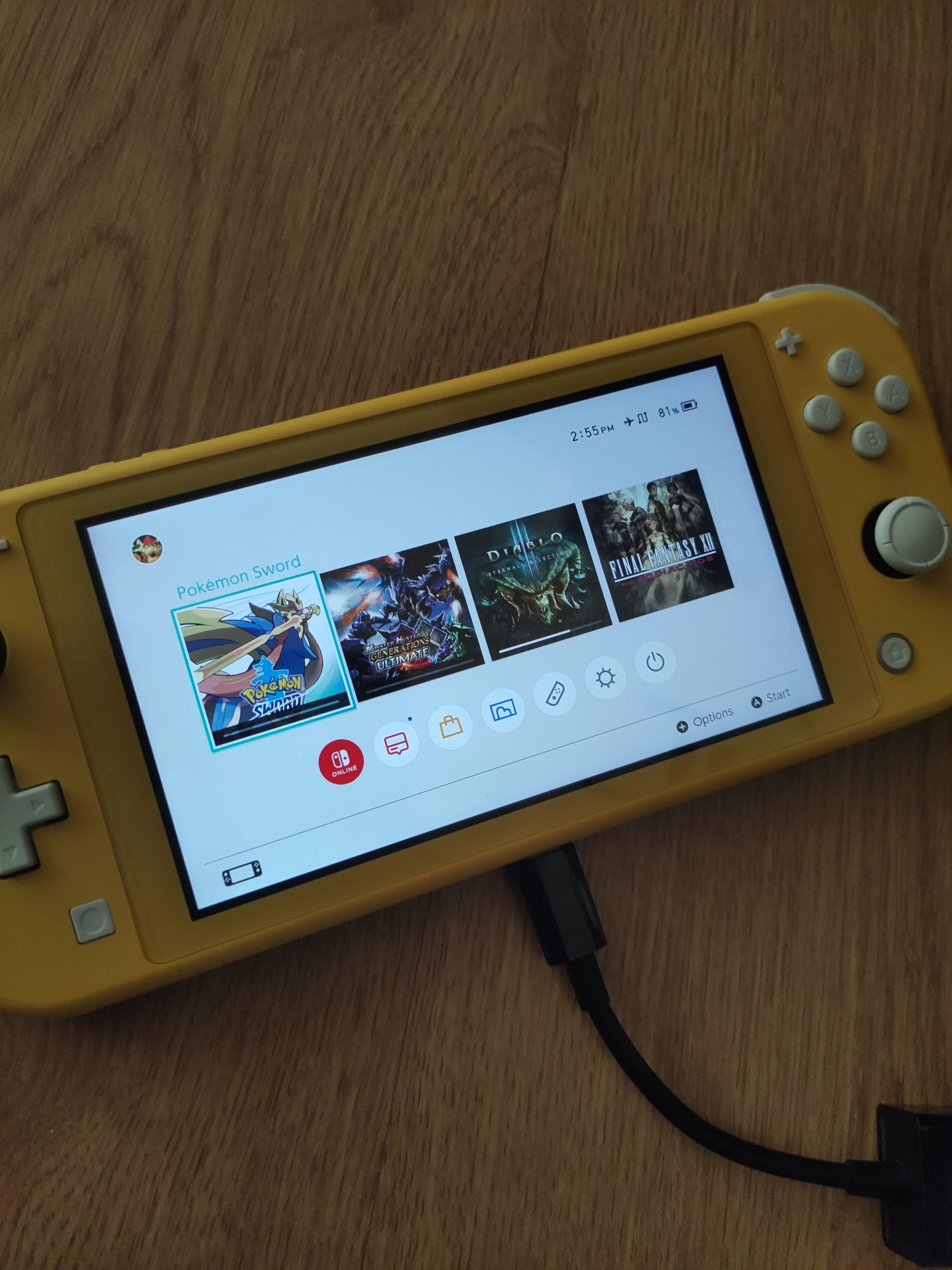 Deal Nintendo Switch Lite Yellow Color Set Bundle Toys Games Video Gaming Consoles On Carousell