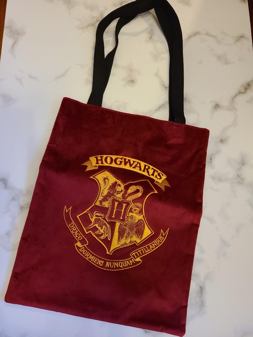 哈利波特 Harry Potter Tote Bag, 女裝, 手袋及銀包, Tote Bags Carousell