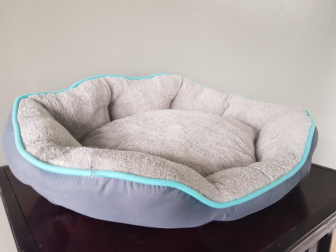 Anko heated pet bed clearance