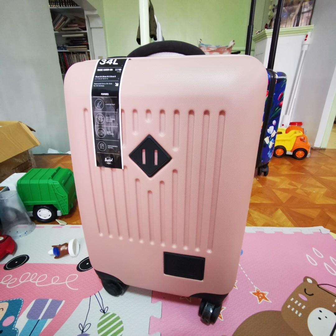Herschel 34l carry on hot sale