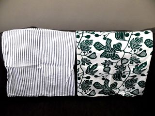 (Category: ) located in . Submitted by chic.cashmere (Listing ID 1054317242, Image 1). Description: .