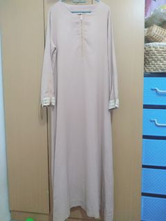 (Category: ) located in . Submitted by apparel_izz (Listing ID 1054428093, Image 1). Description: .