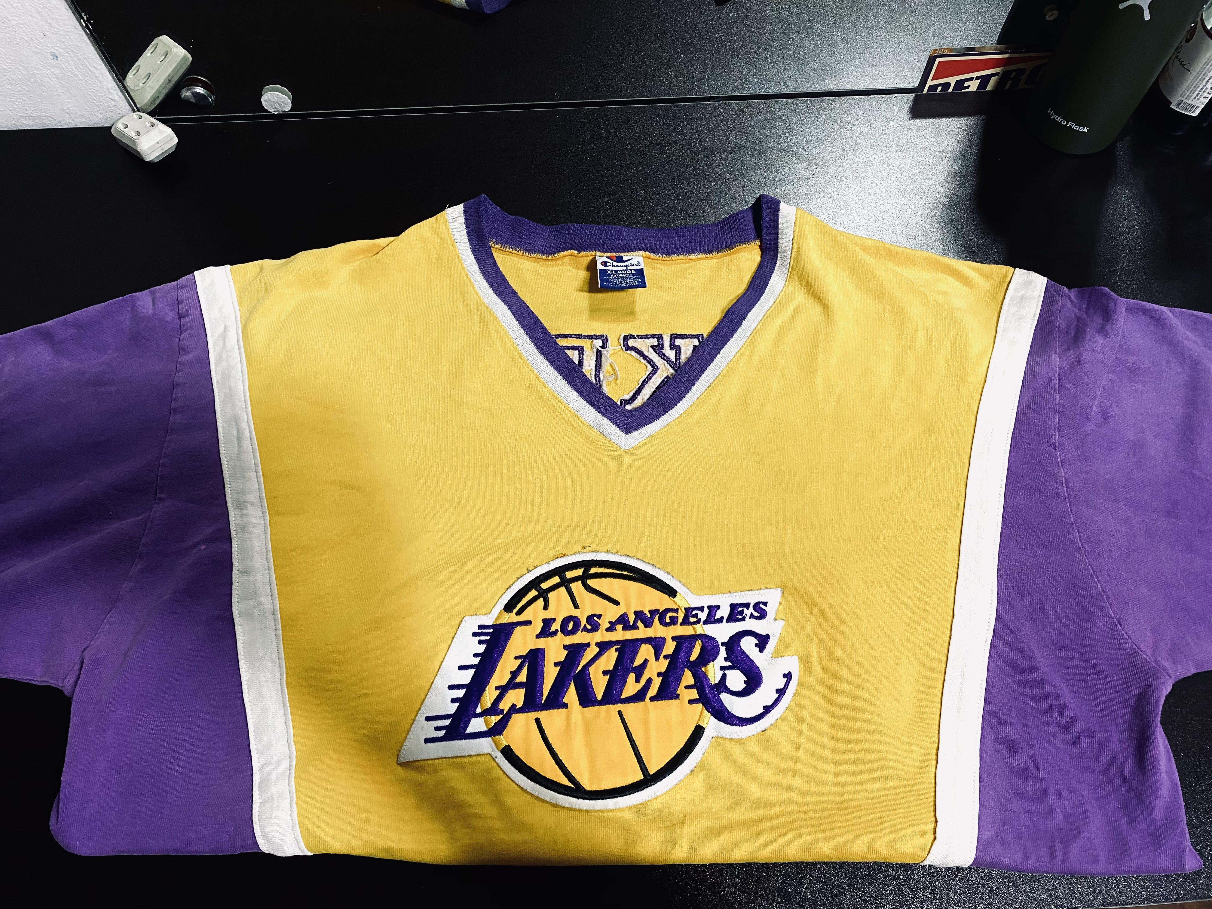 1997-1998 Authentic nike Los Angeles Lakers warm up,authentic lakers warm  up,90s lakers shirt,vintage lakers shirt